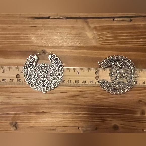 Intricate Design Boho Antique Silver Southwestern Style Earrings~ New - Picture 6 of 11